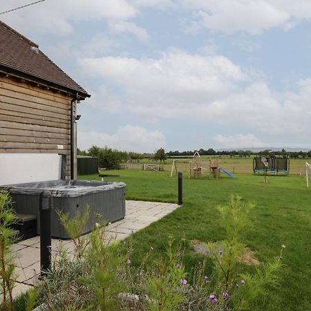 Hallgarth Farm Holiday Lodge Pershore Exteriér fotografie
