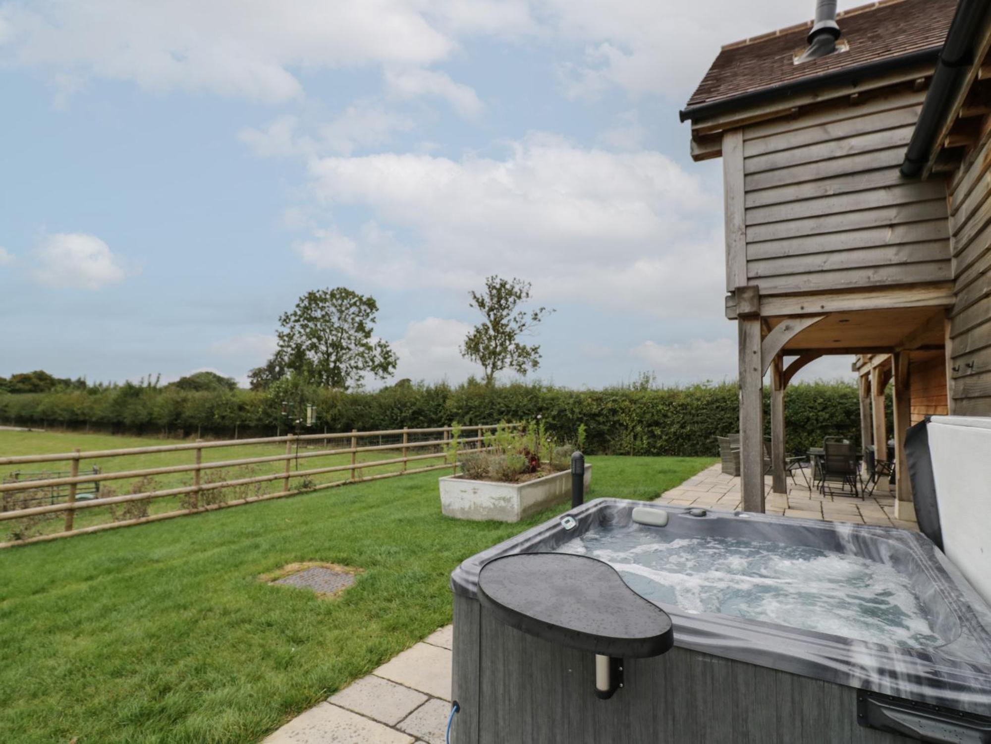 Hallgarth Farm Holiday Lodge Pershore Exteriér fotografie